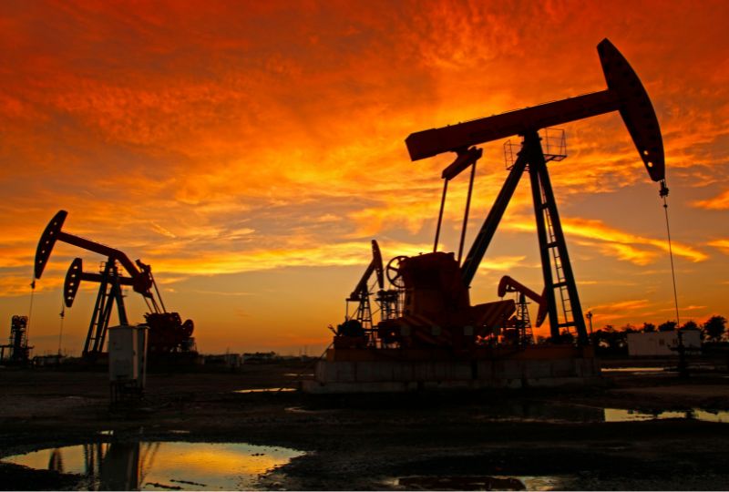 Oil rises 1pc as demand offsets big Opec Plus hike